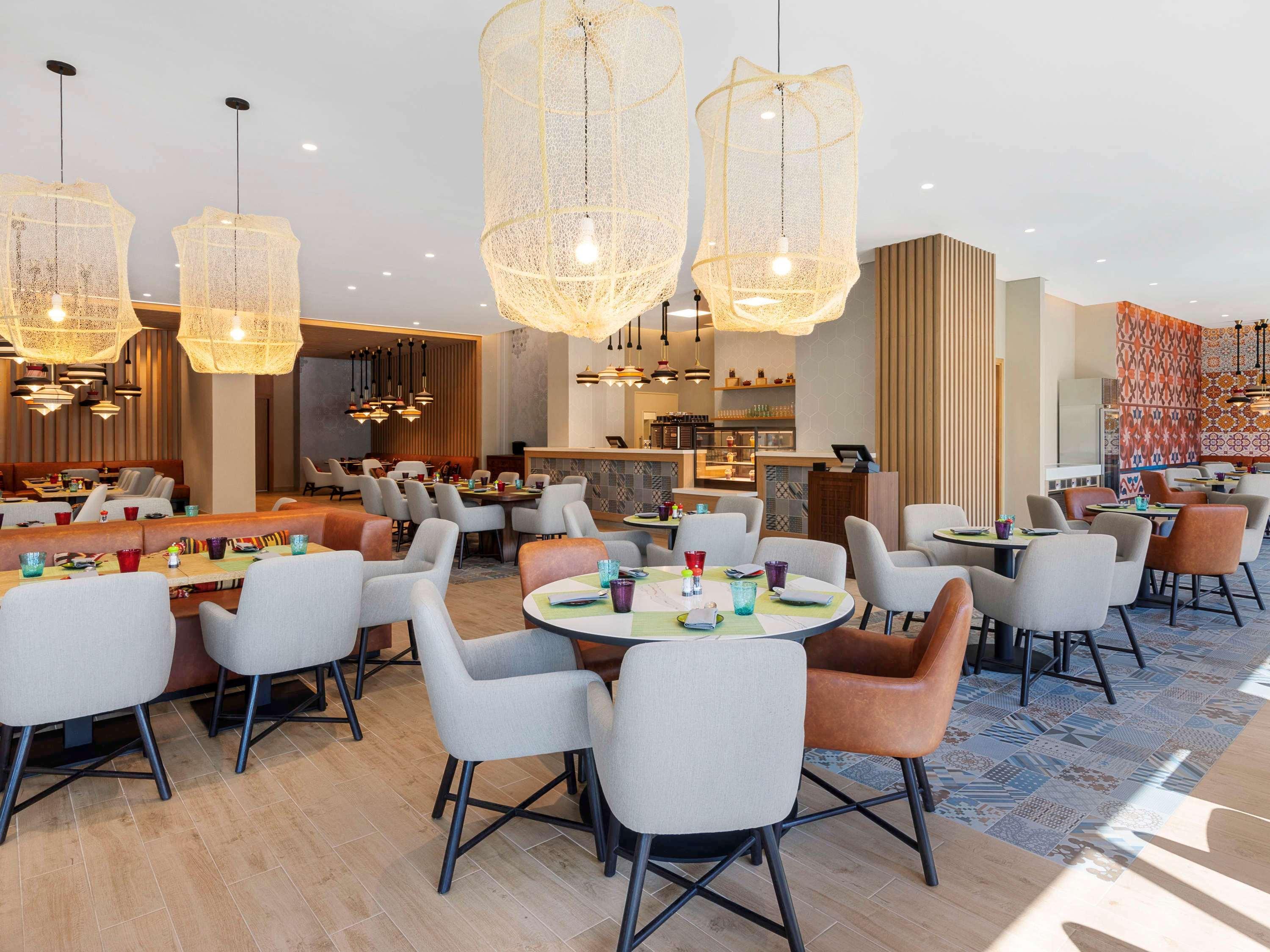 Aparthotel Adagio Dubai Deira Eksteriør bilde
